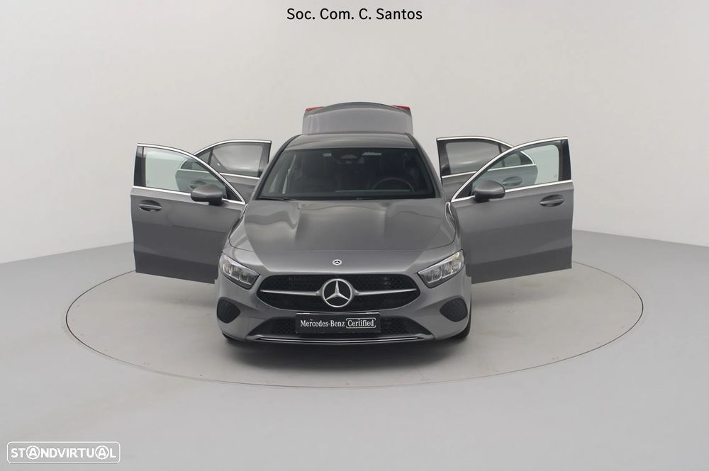 Mercedes-Benz A 180 Limousine d Progressive Aut. - 11