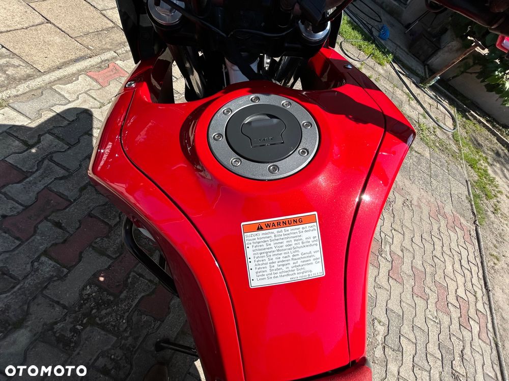 Suzuki DR - 12