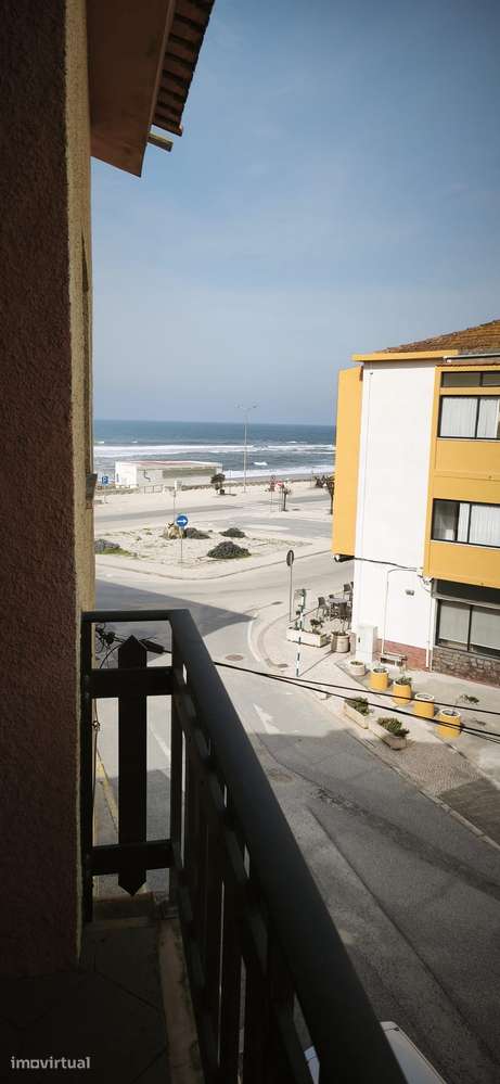 Venda de 2 apartamentos (c/ sótão e cave) - Vista Mar - Grande imagem: 4/35