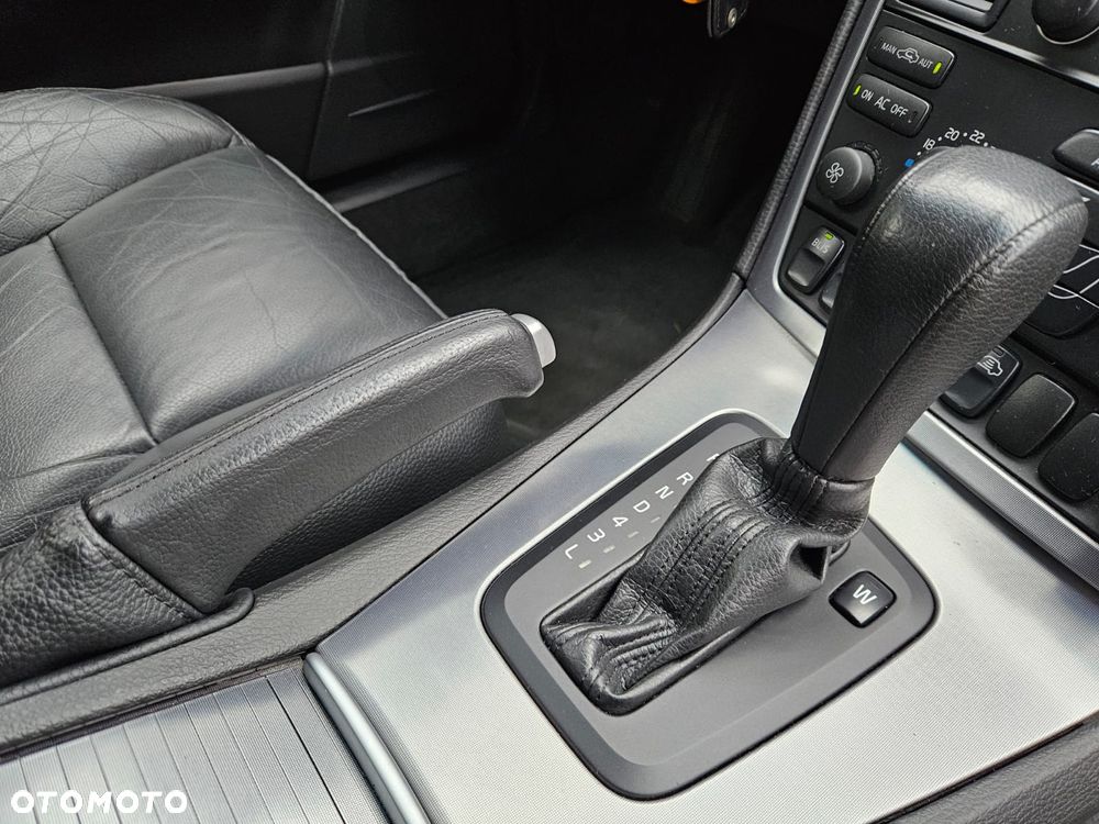 Volvo V70 2.4 Summum - 36