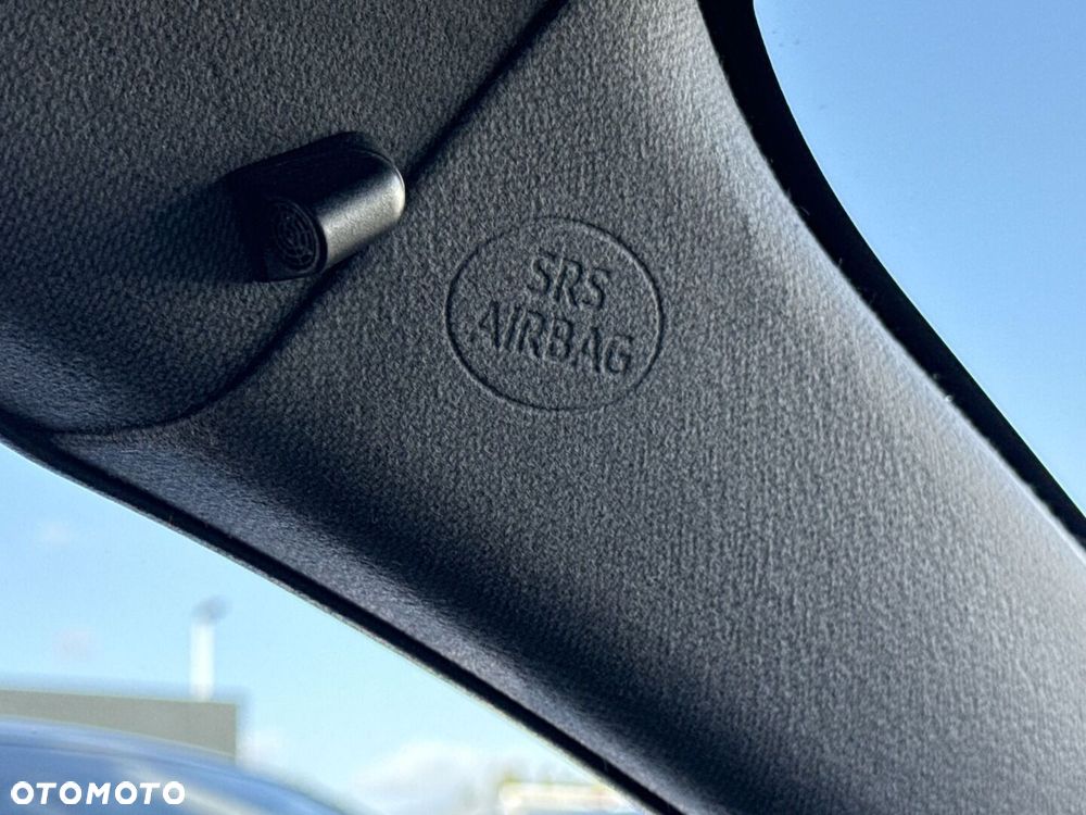 Toyota Corolla 2.0 Hybrid Comfort - 23