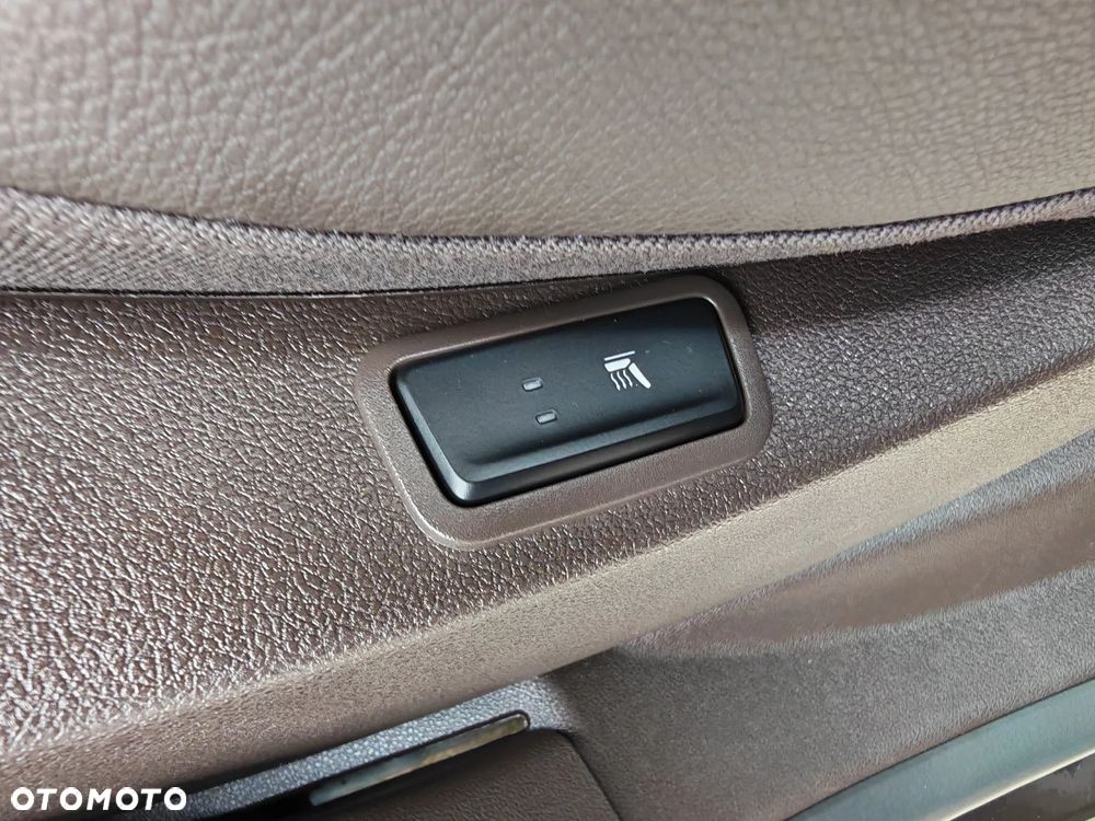 Renault Espace 1.6 dCi Energy Magnetic EDC - 31