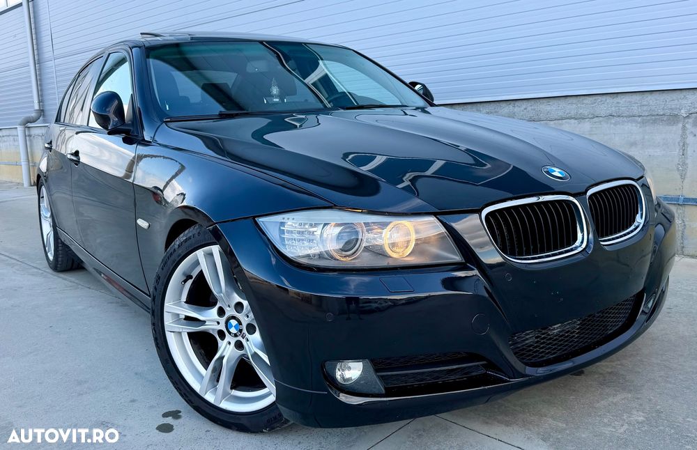 BMW Seria 3 320d DPF Aut. Edition Sport - 2
