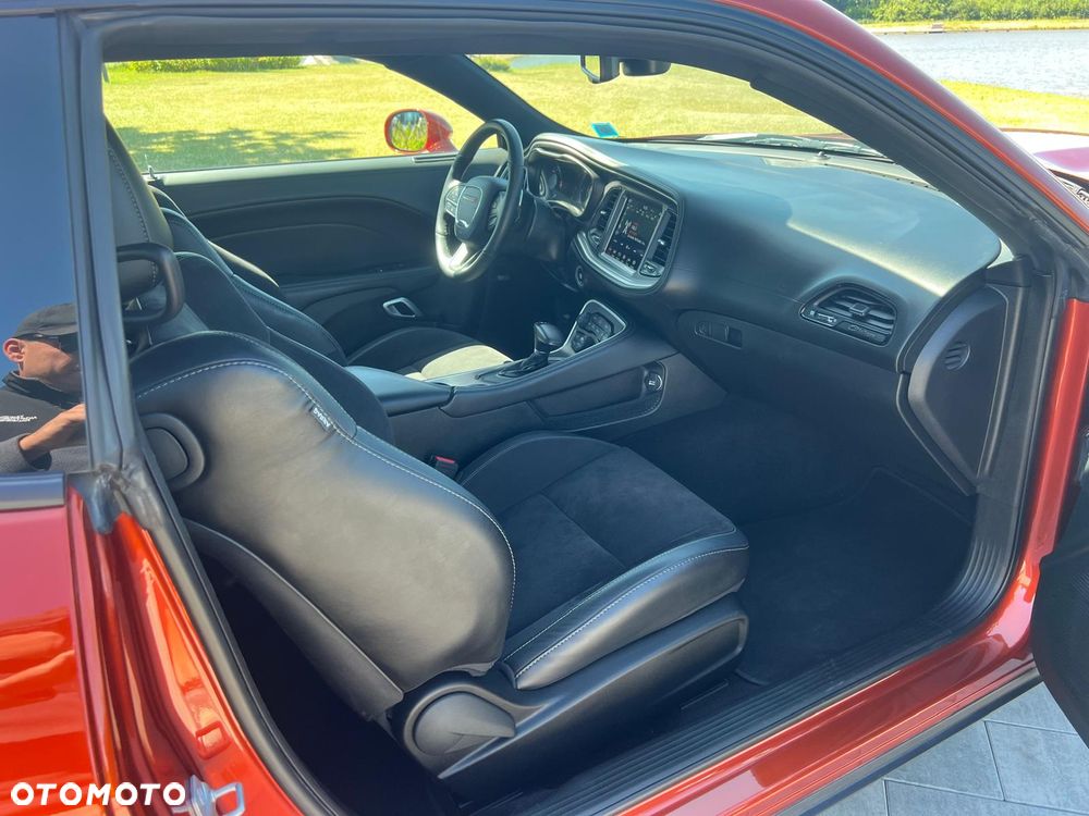 Dodge Challenger 3.6 SXT Plus - 15