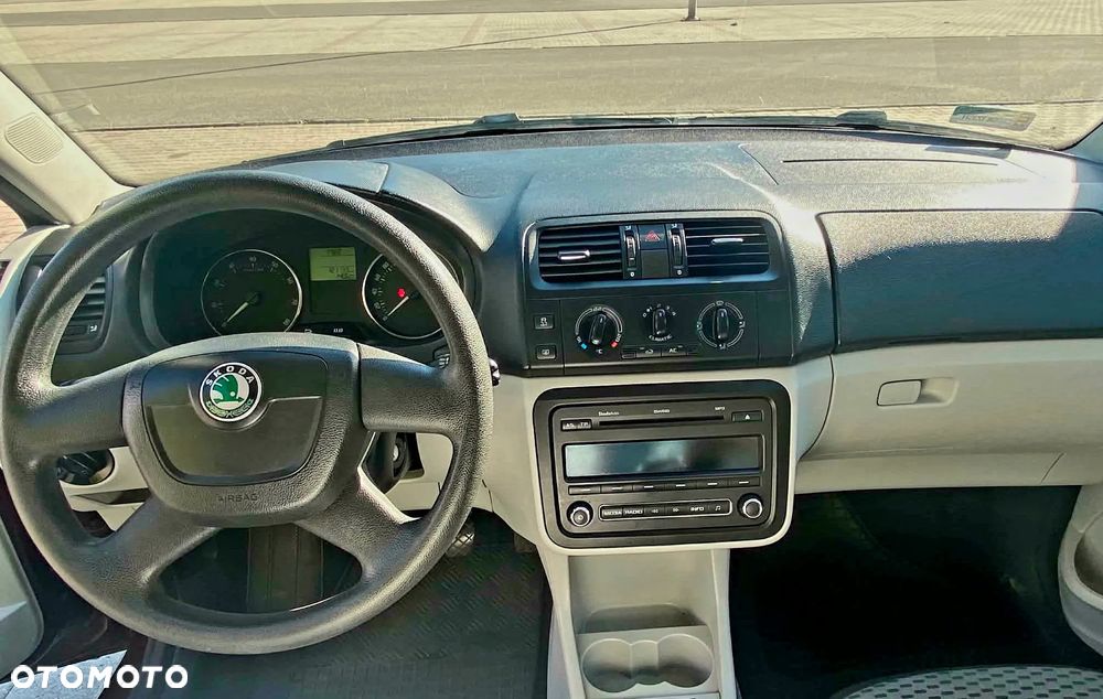Skoda Fabia - 8