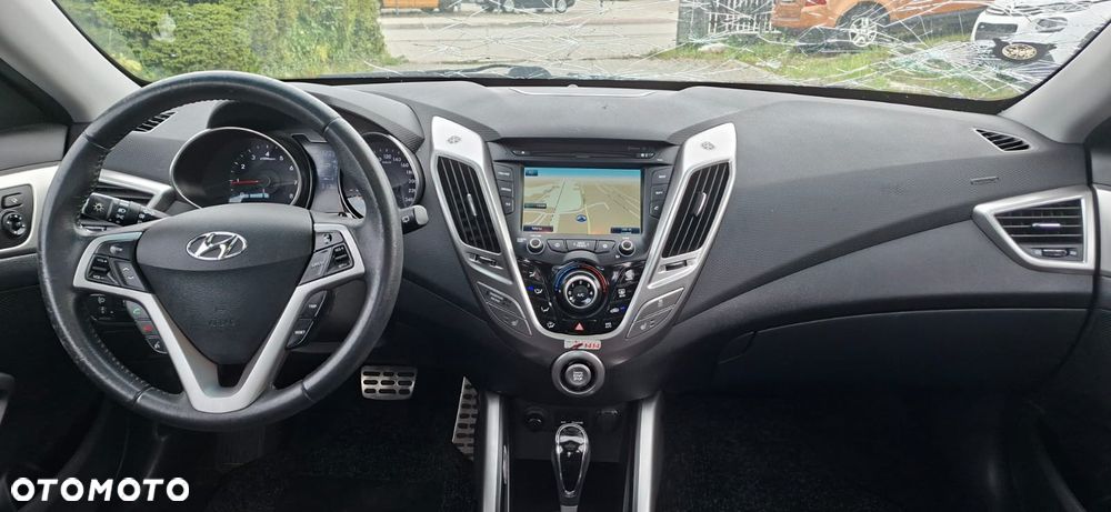 Hyundai Veloster 1.6 DCT Premium - 9