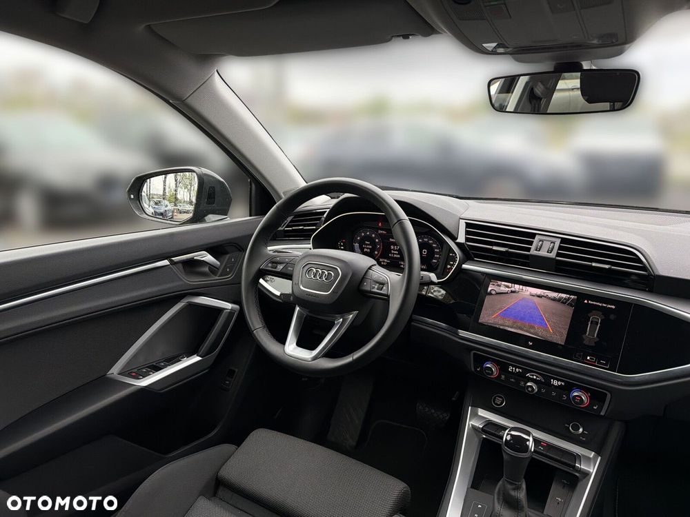 Audi Q3 - 16