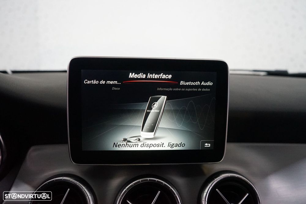 Mercedes-Benz CLA 220 - 28