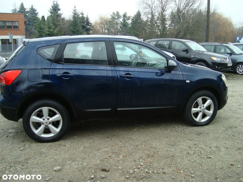 Nissan Qashqai - 4