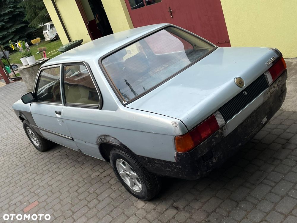 BMW Seria 3 - 12