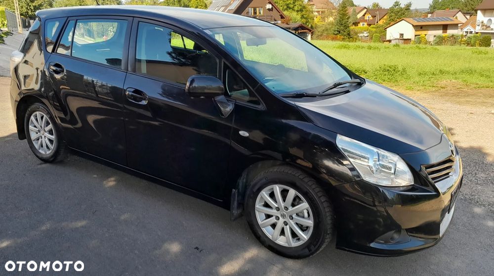 Toyota Corolla Verso 1.6 - 18