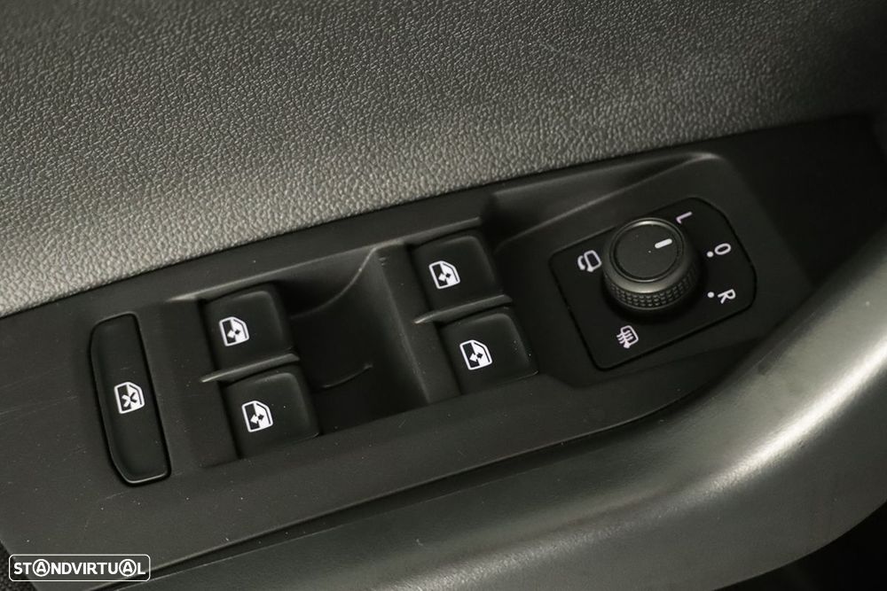 VW Taigo 1.0 TSI Urban - 19