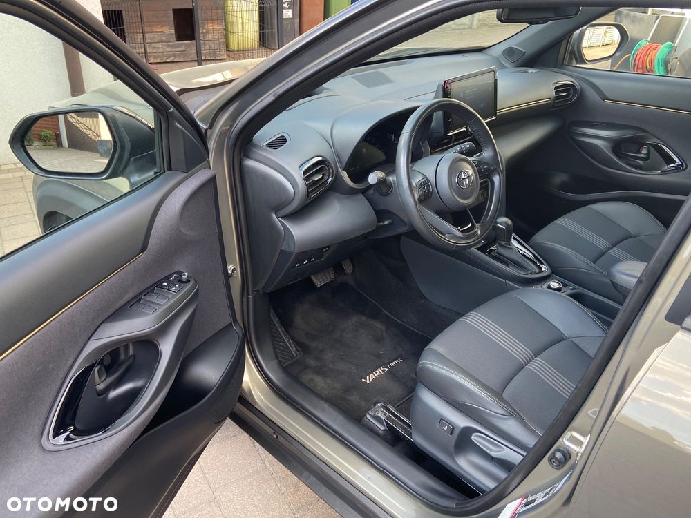 Toyota Yaris Cross 1.5 VVT-i AWD-i Adventure - 19
