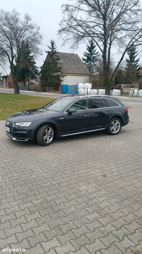 Audi A4 Allroad - 4