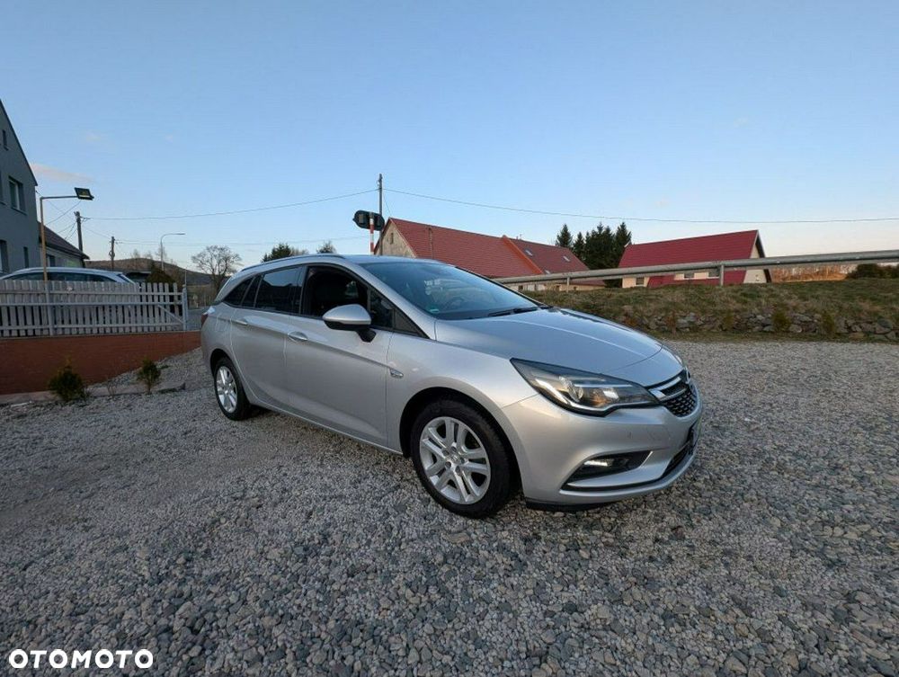Opel Astra - 3