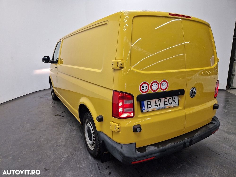 Volkswagen Transporter - 2