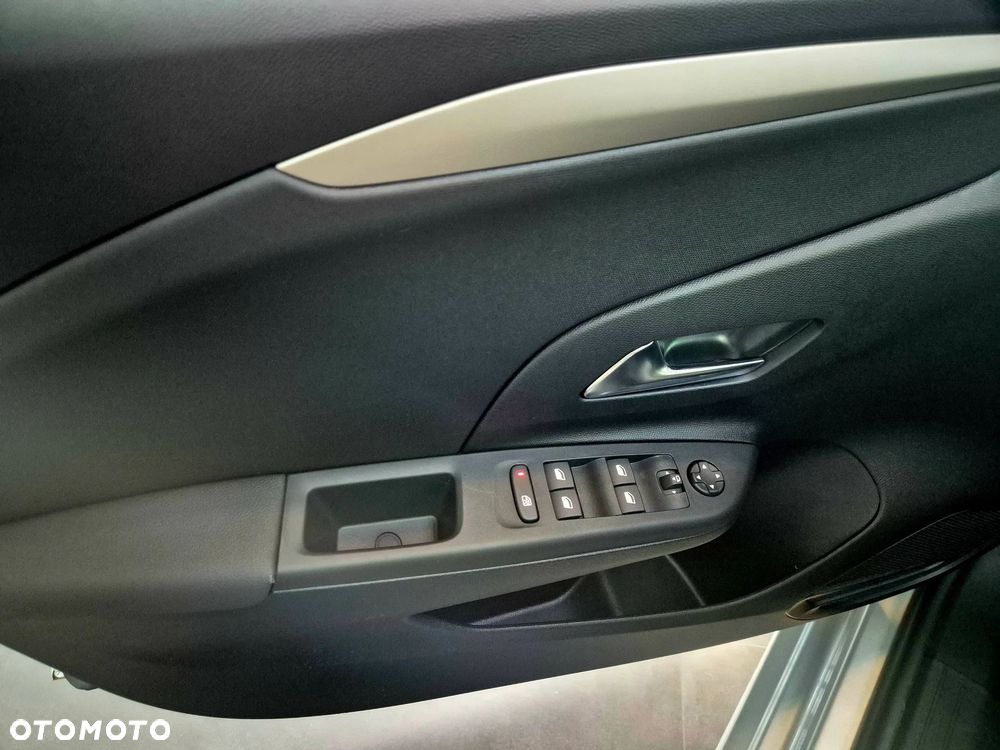 Opel Corsa - 12