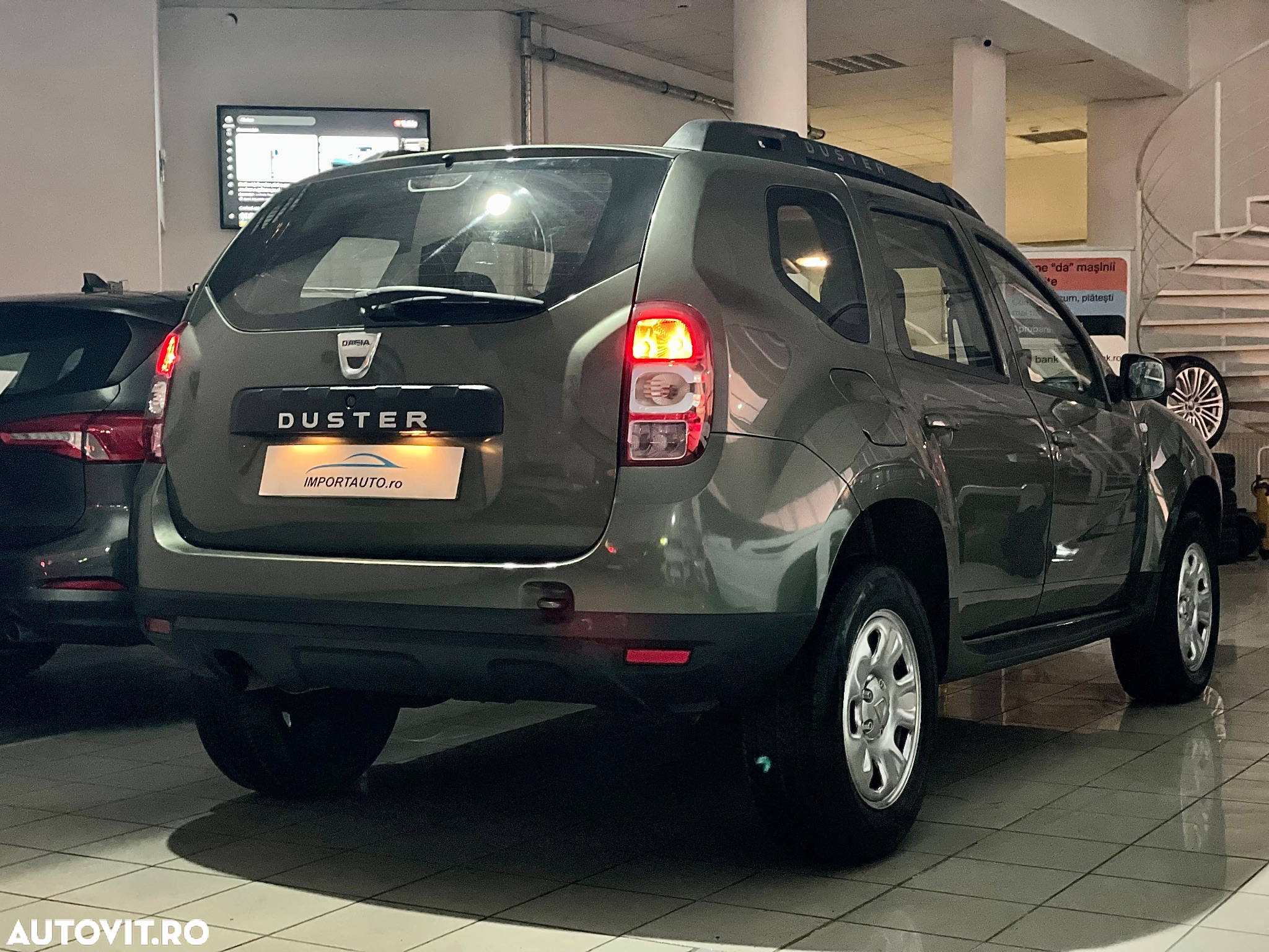 Dacia Duster 1.5 dCi 4x2 Laureate - 29