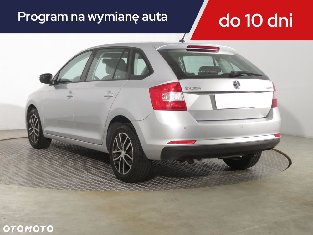 Skoda RAPID - 6