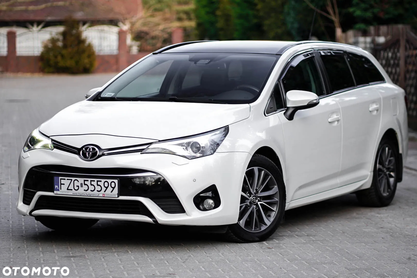 Toyota Avensis 2.0 D-4D Prestige - 11