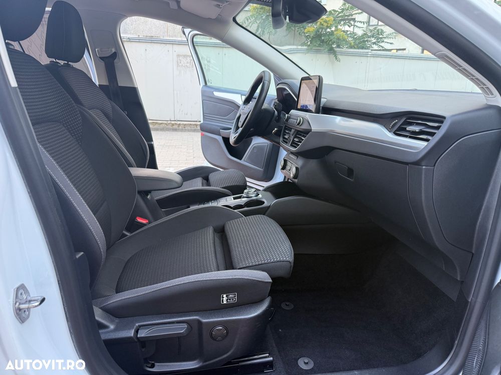 Ford Focus 1.5 EcoBlue Start-Stopp-System Aut. ACTIVE DESIGN - 10