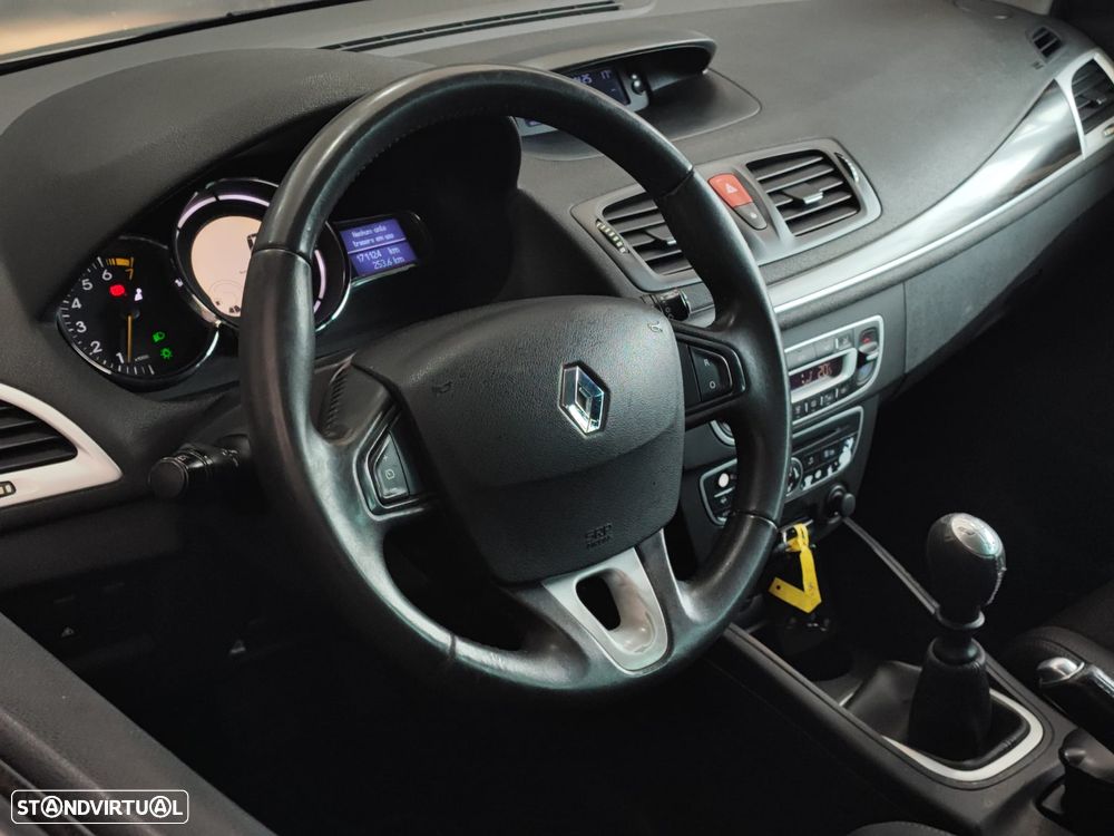 Renault Mégane Sport Tourer 1.4 TCE Dynamique S - 20