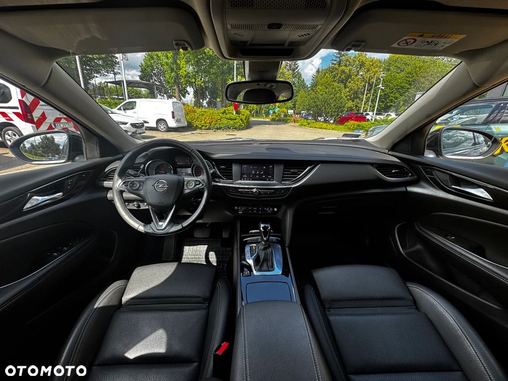 Opel Insignia 2.0 CDTI Elegance S&S - 10