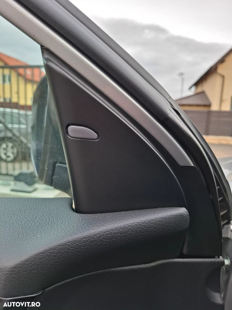 Nissan Qashqai 1.6 DCI Start/Stop X-TRONIC N-Connecta - 22