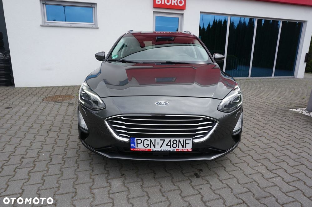 Ford Focus 1.0 EcoBoost Titanium - 26