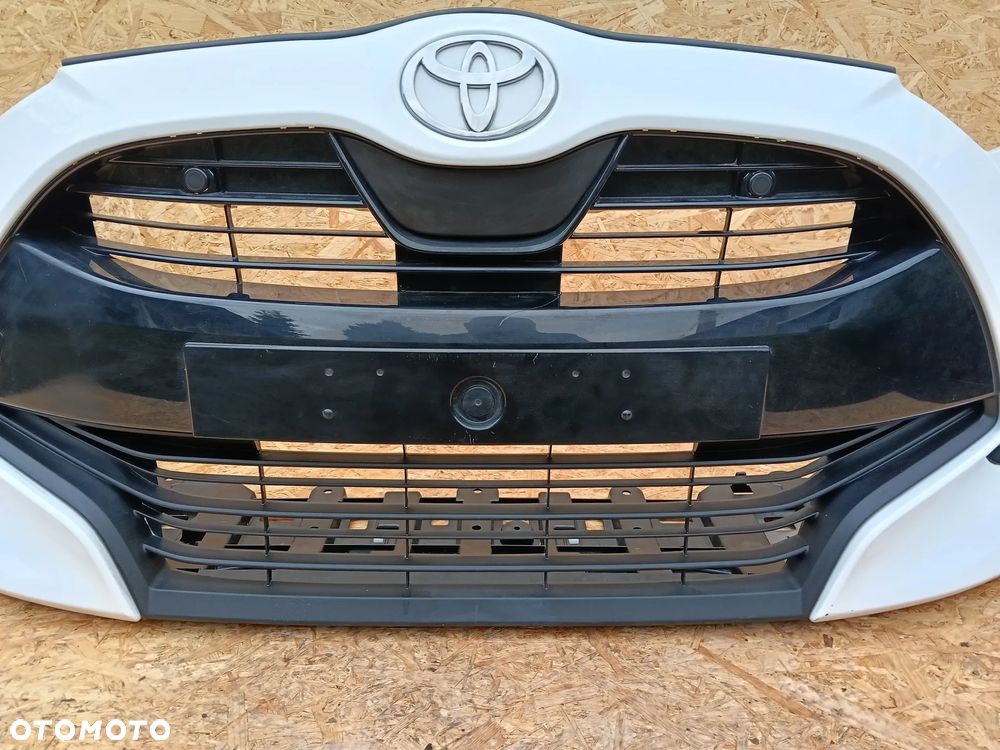 zderzak pas przedni belka błotnik chłodnice lampy Toyota Yaris IV 1.5 Hybrid - 26