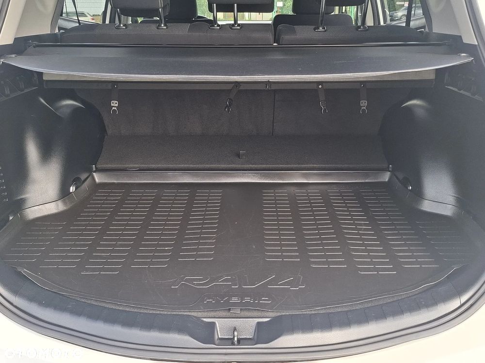 Toyota RAV4 - 30