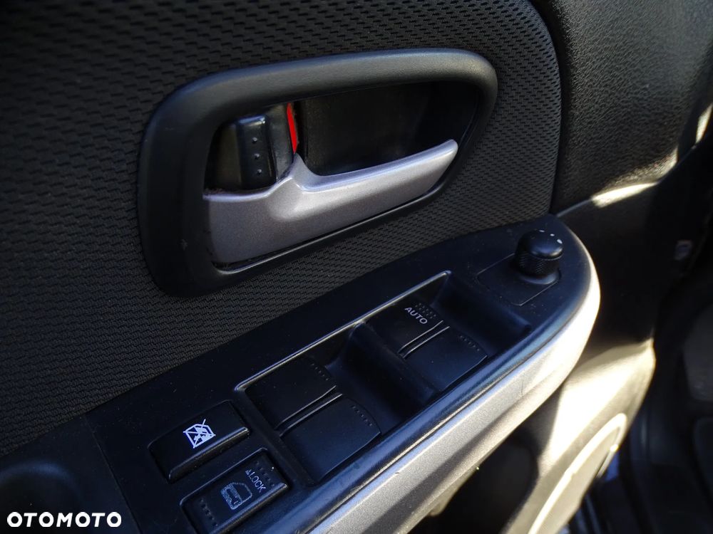 Suzuki Grand Vitara 1.9 DDiS Comfort EU5 - 20