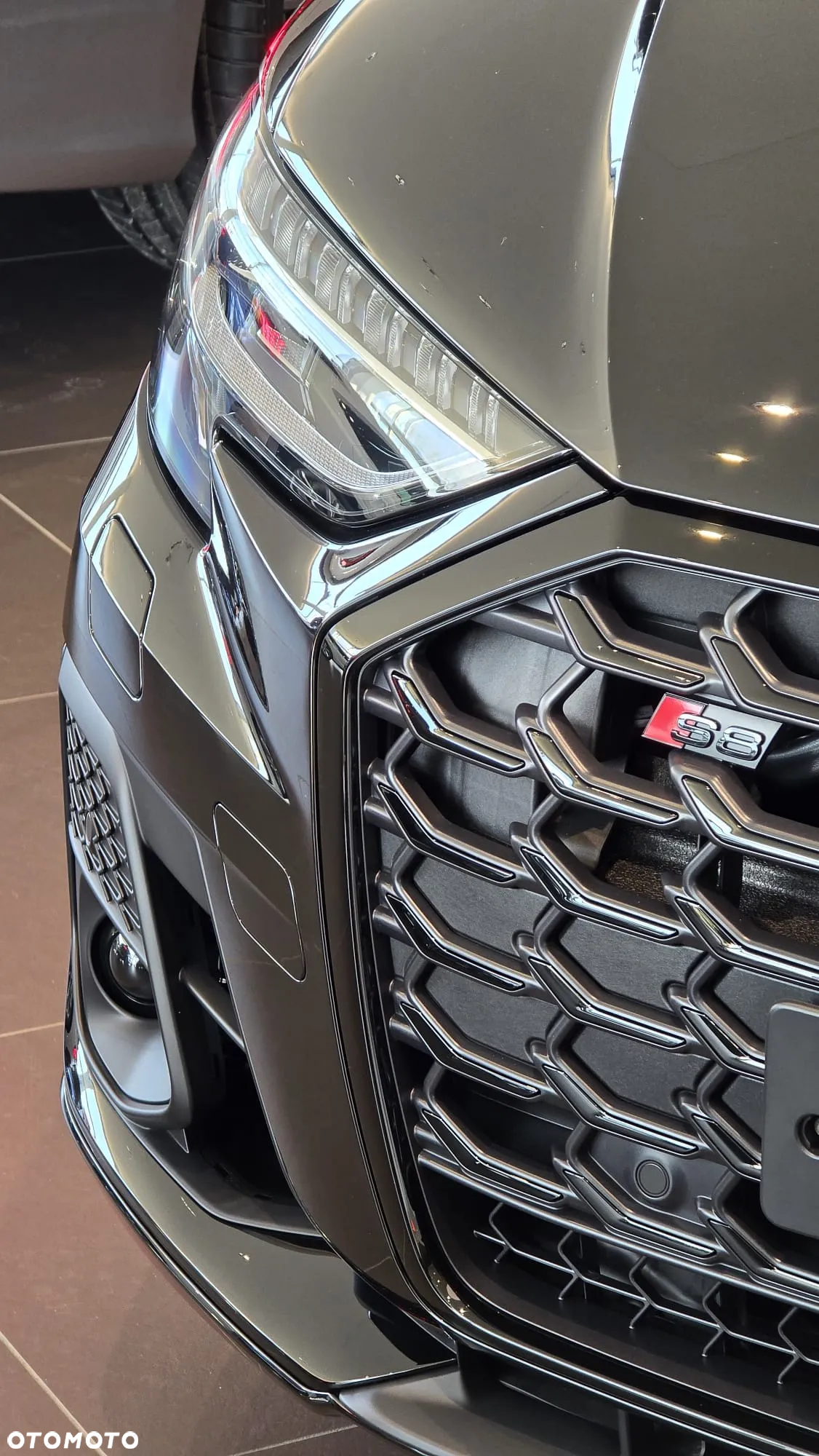 Audi S8 - 6
