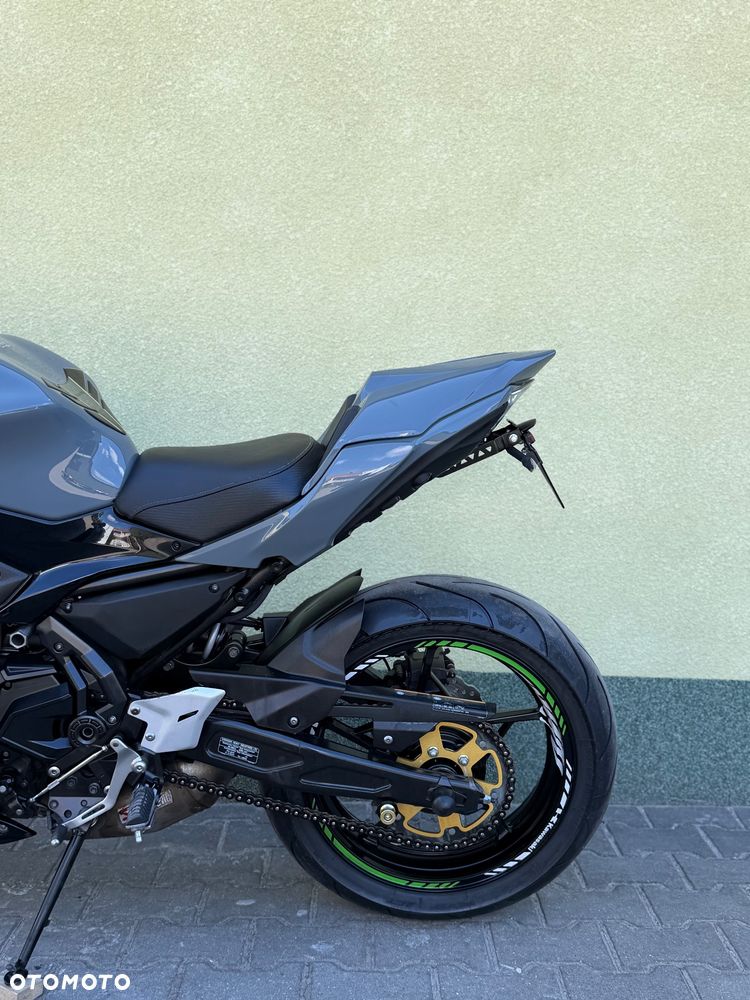 Kawasaki Ninja - 23