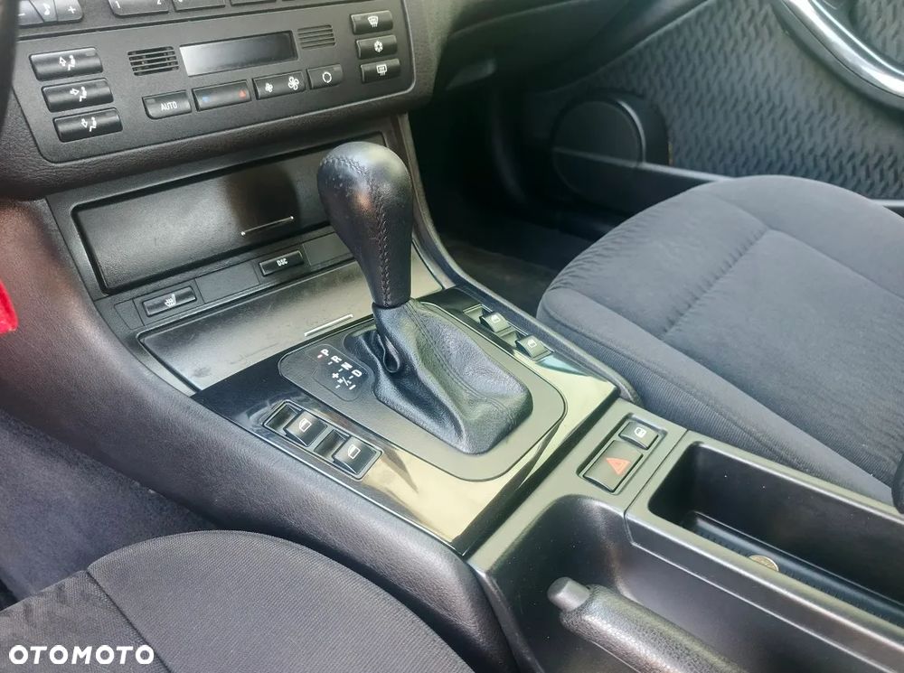 BMW Seria 3 - 22