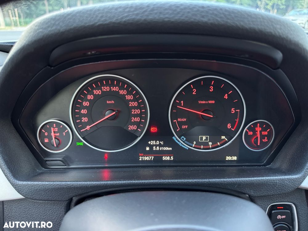 BMW Seria 3 318d Aut. - 16