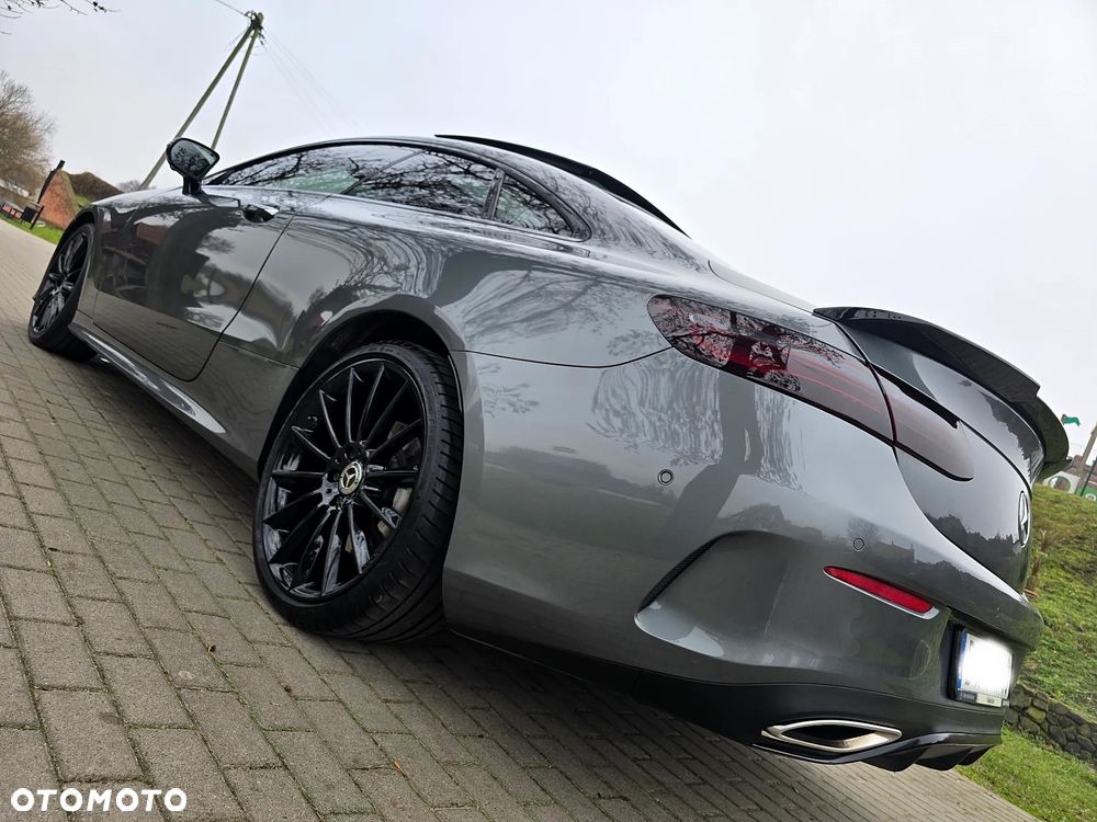 Mercedes-Benz Klasa E 350 9G-TRONIC AMG Line - 29