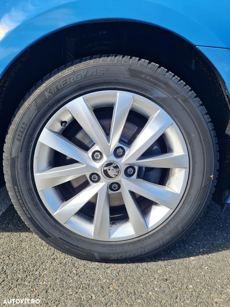Skoda Octavia Combi Diesel 2.0 TDI Style - 14