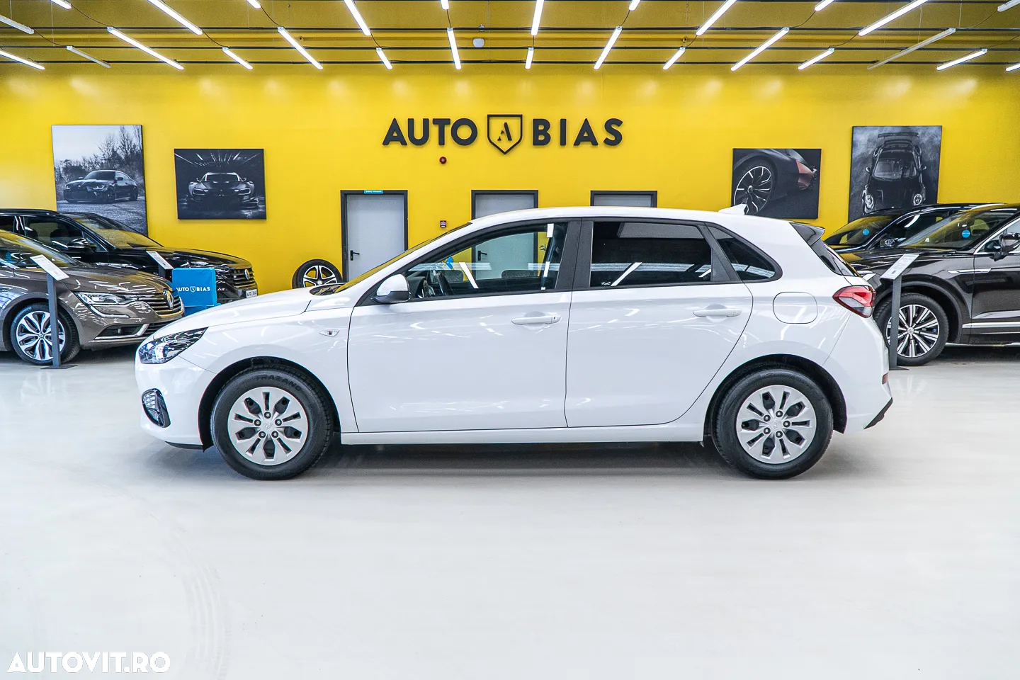 Hyundai i30 1.5 110CP 5DR M/T Comfort - 16