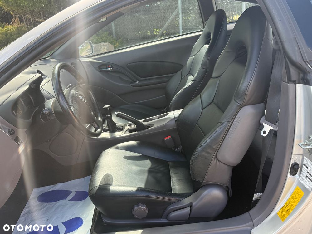Toyota Celica Standard - 18