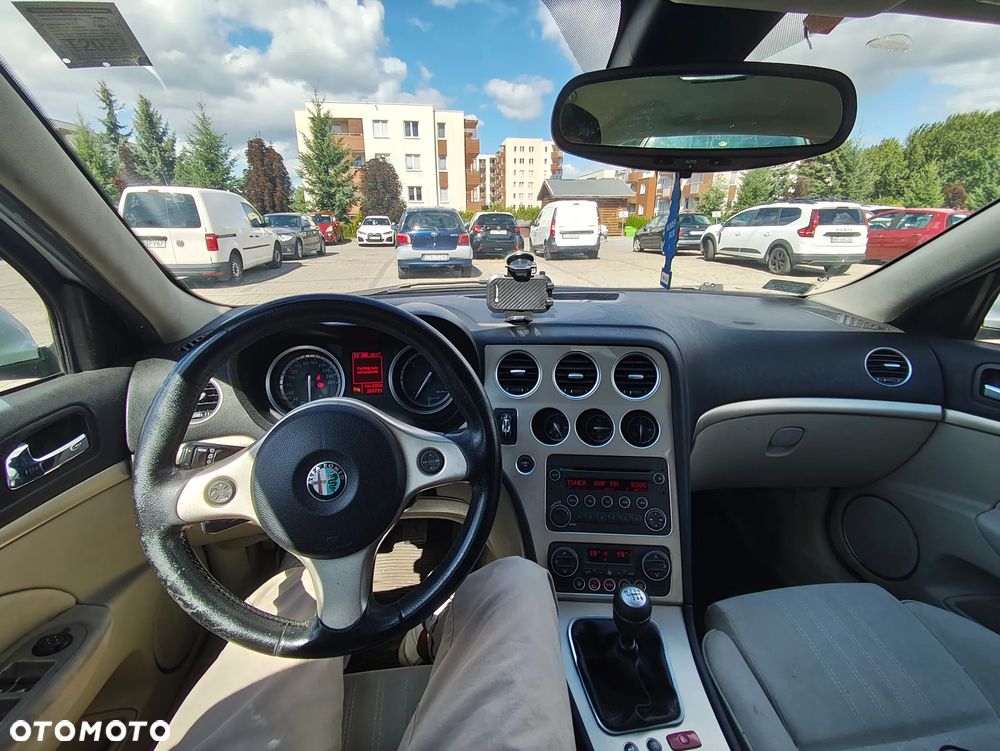 Alfa Romeo 159 1.9 JTDM 16V DPF Distinctive - 9