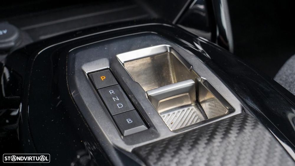 Peugeot e-2008 50 kWh Active Pack - 24