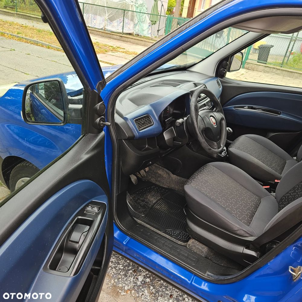 Fiat Doblo - 32