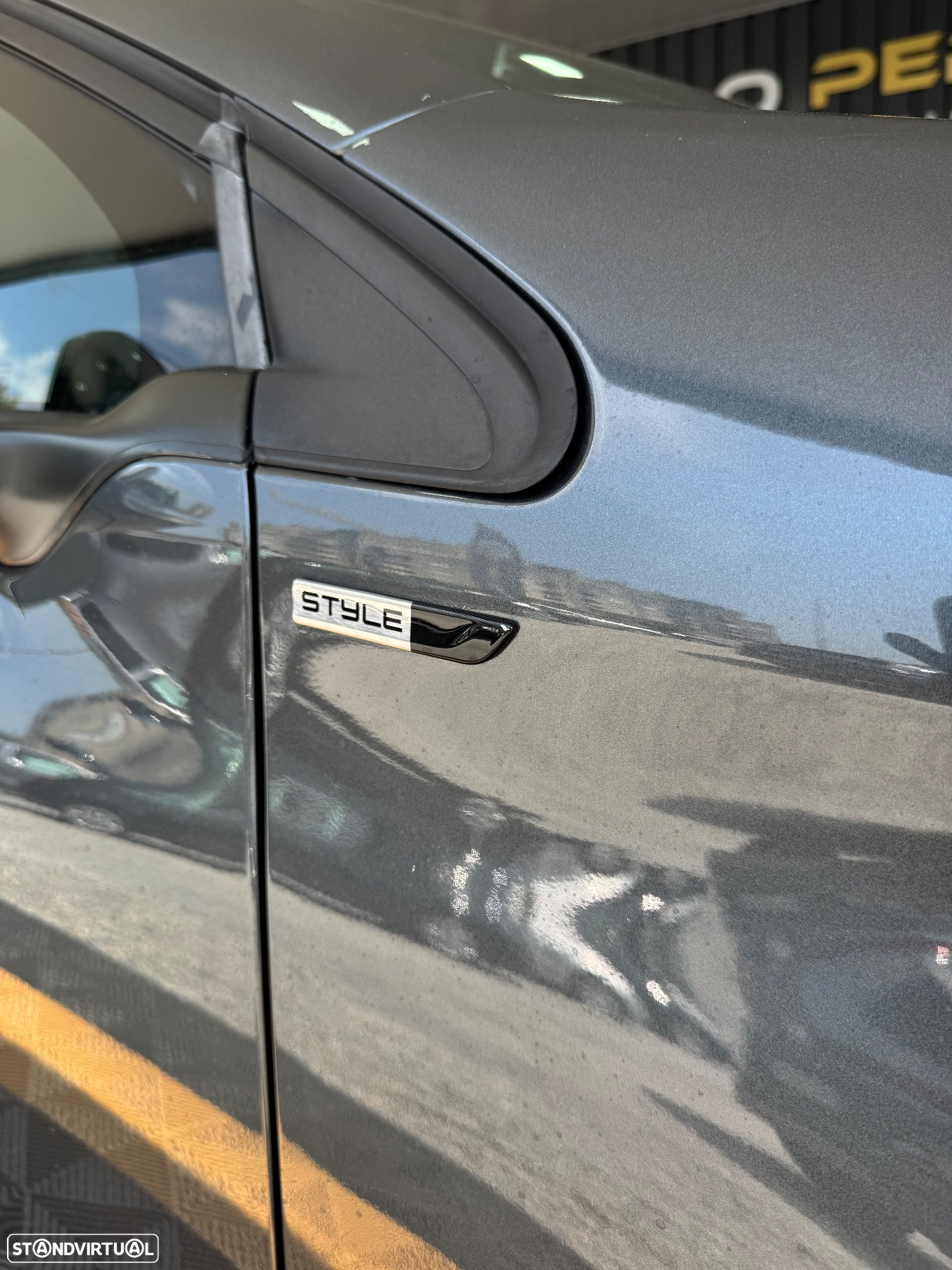 Peugeot 208 1.2 VTi SE Style - 7