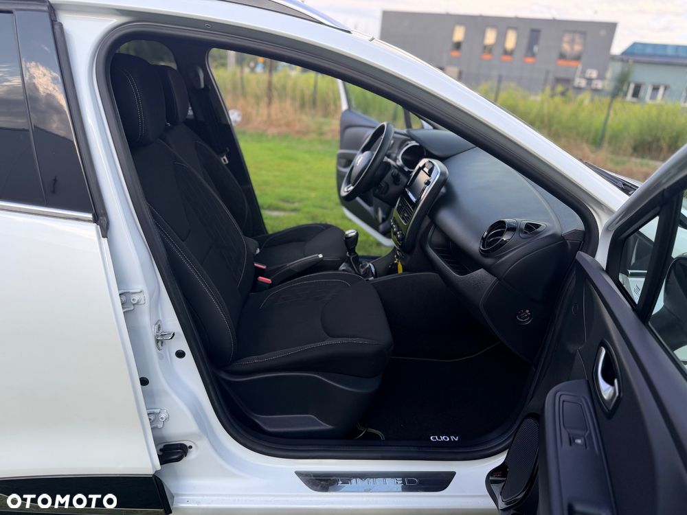 Renault Clio - 17