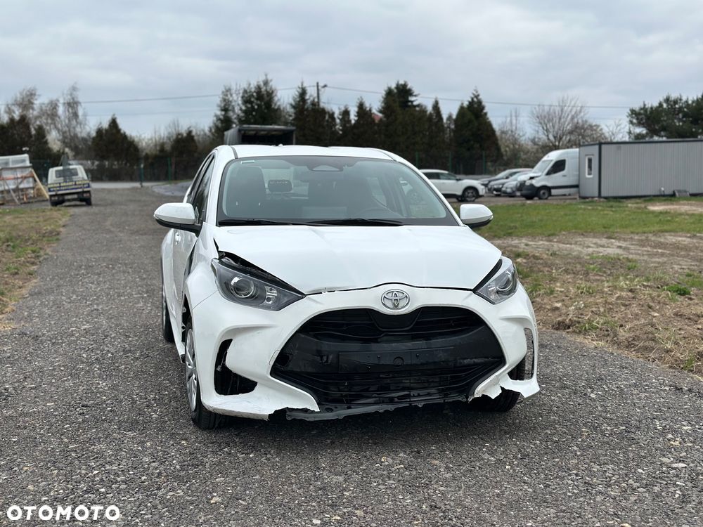 Toyota Yaris - 5