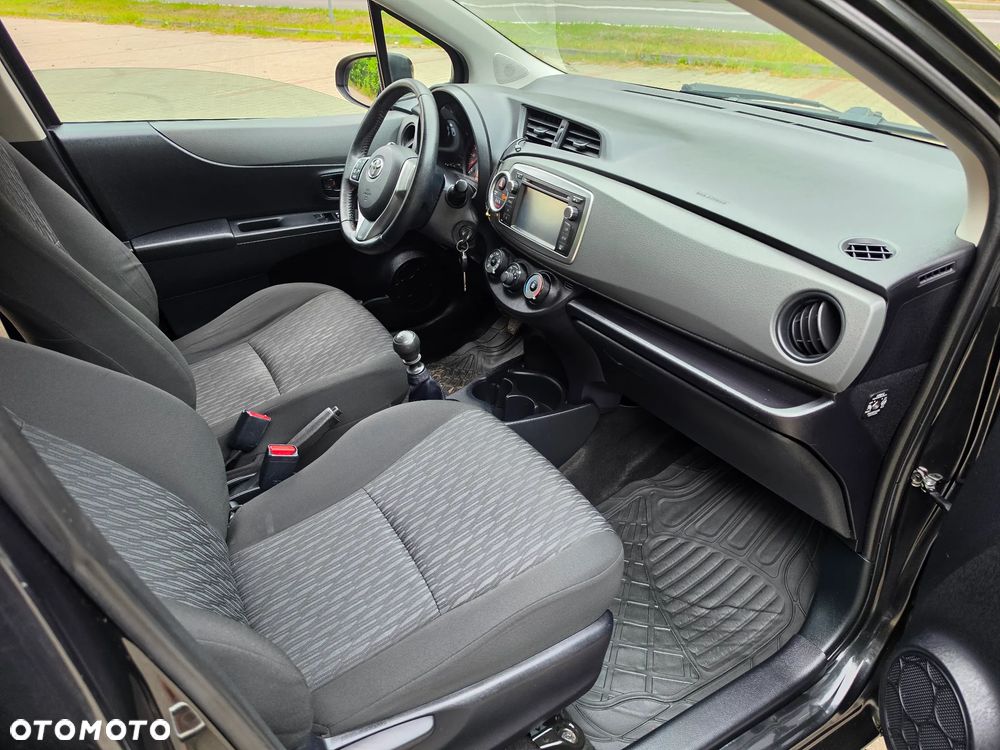 Toyota Yaris 1.33 VVT-i Club - 22