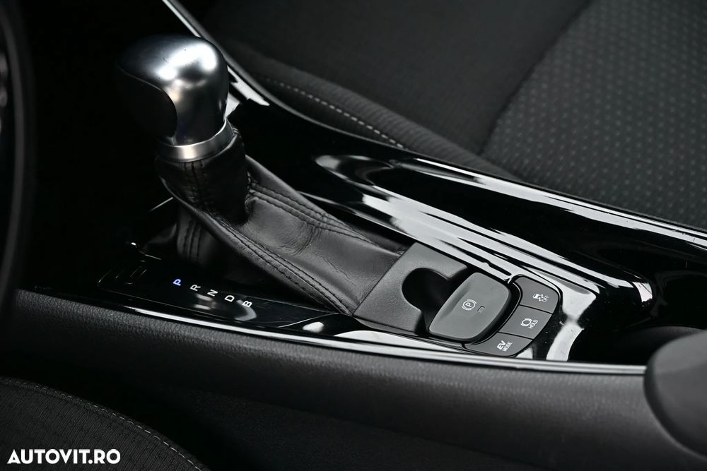 Toyota C-HR Hybrid Team Deutschland - 29