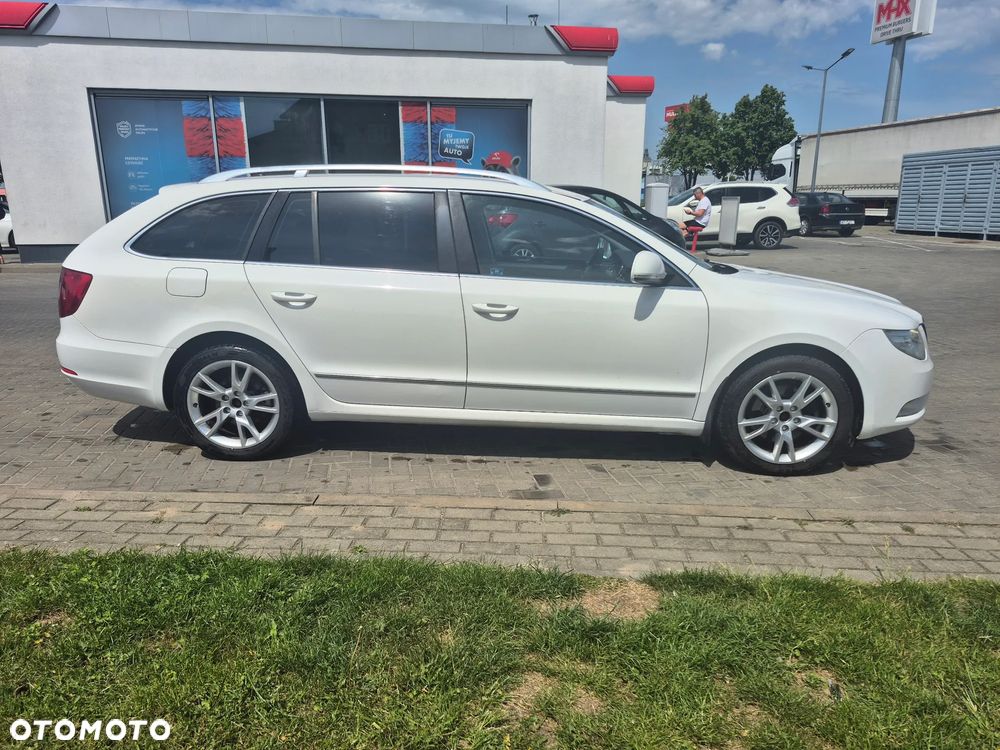 Skoda Superb 2.0 TDI 4x4 Ambition DSG - 13
