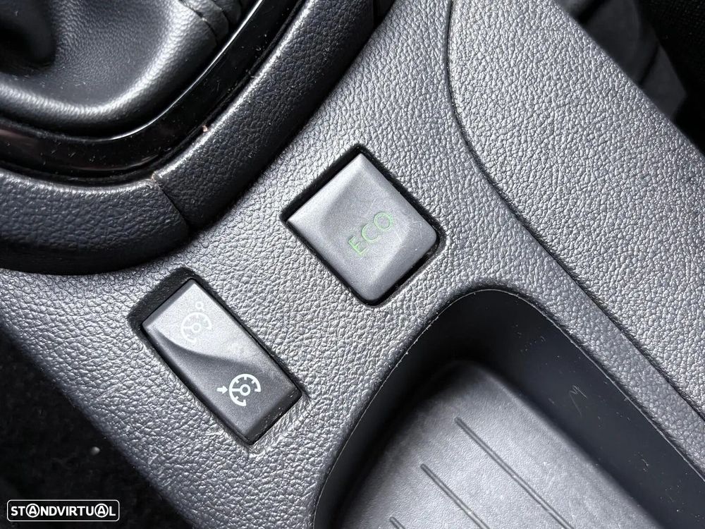 Renault Clio 0.9 TCe Limited - 50